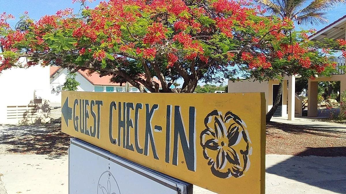 photo with nameplates