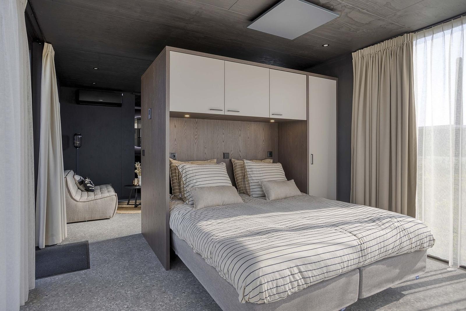 Solar hotel suite