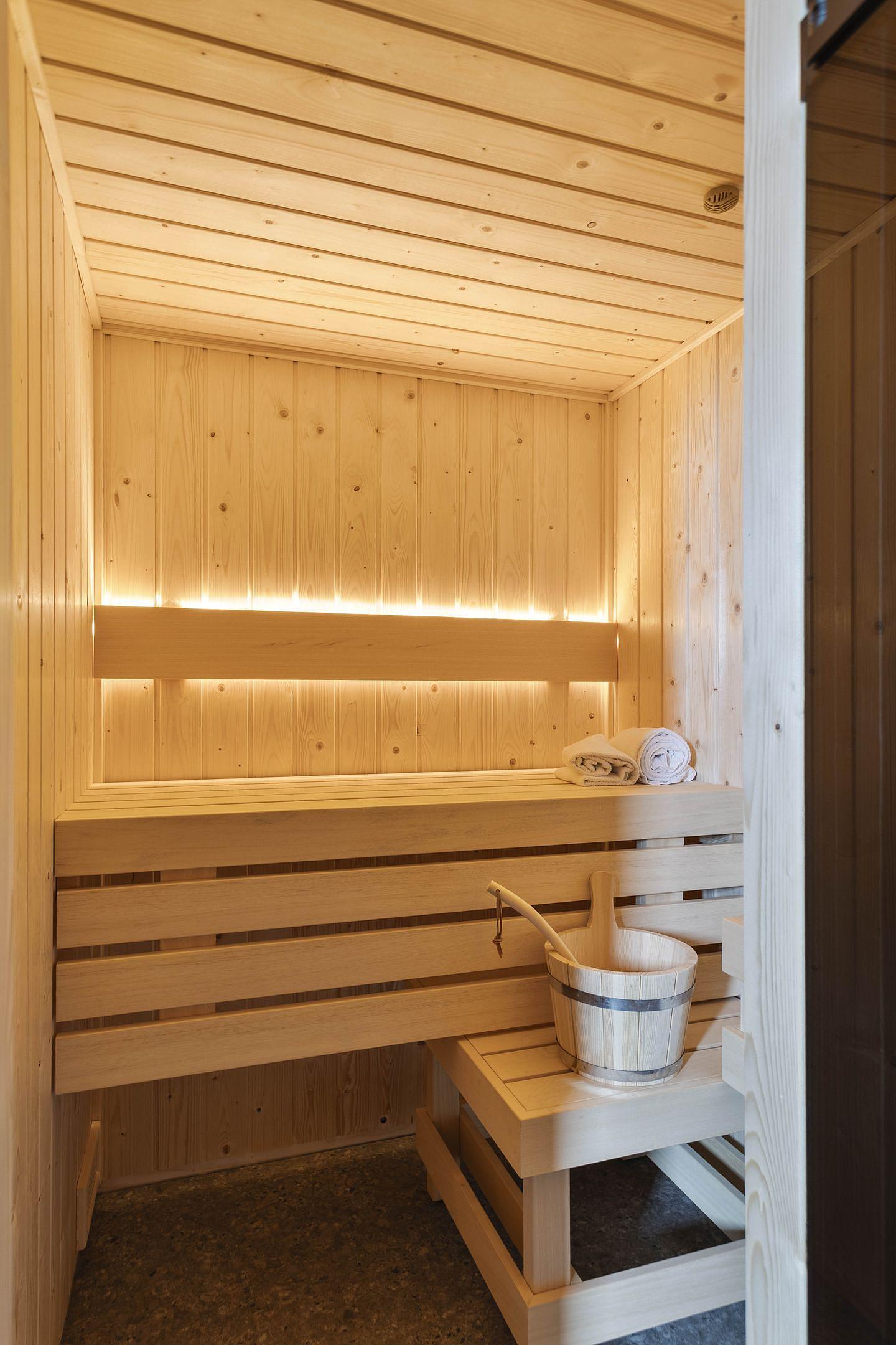 Solar hotel suite
