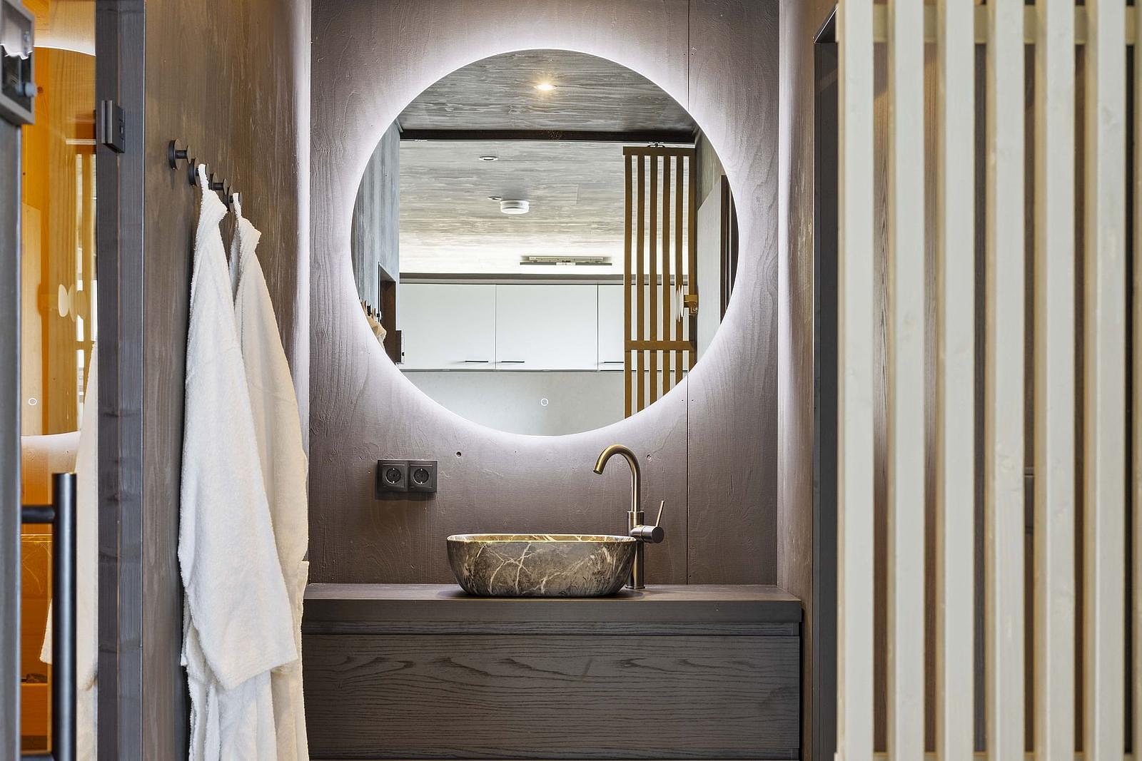 Solar hotel suite