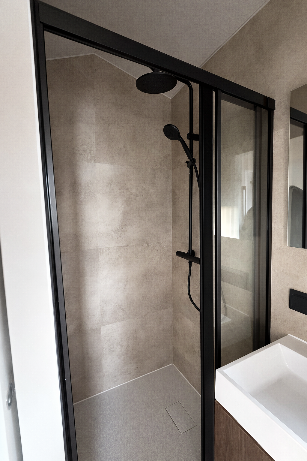 Tiny Nature Lodge 11A Landal Waterpark Oudehaske