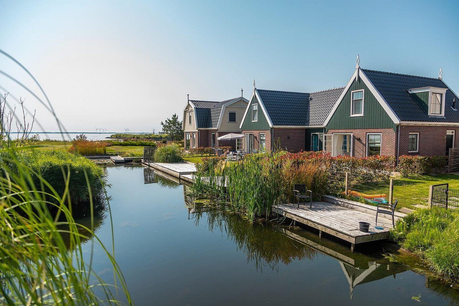 Holiday home for 15 people