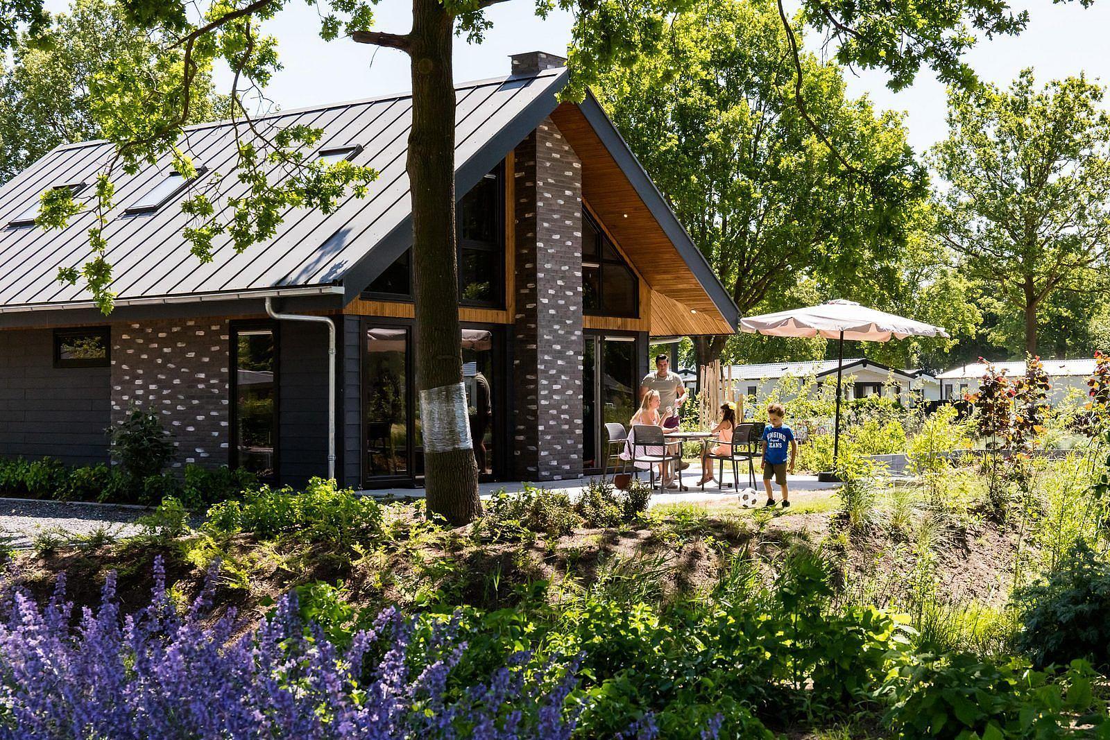 Vacation home for 18 people