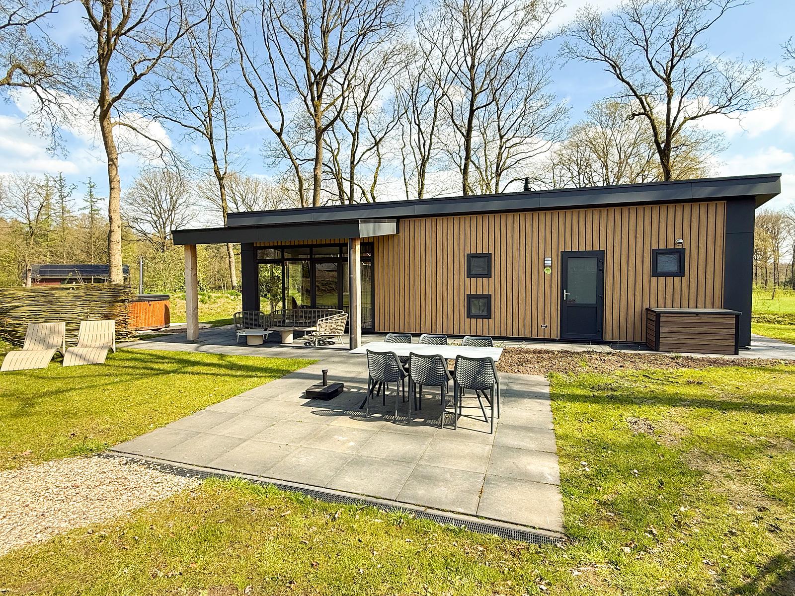 Wood cottage 2