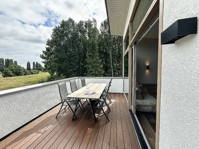 Tafel en stoel