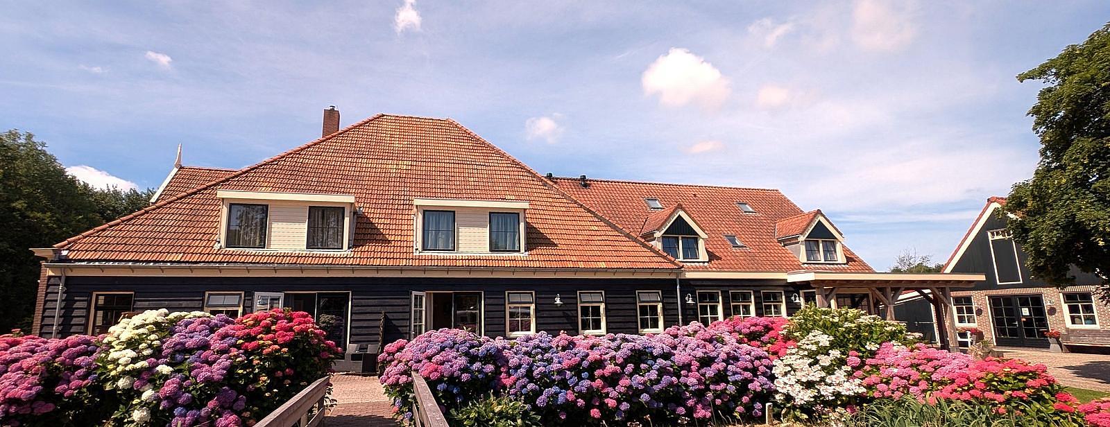 Groepsaccommodatie-30personen-11slaapkamers-8badkamers