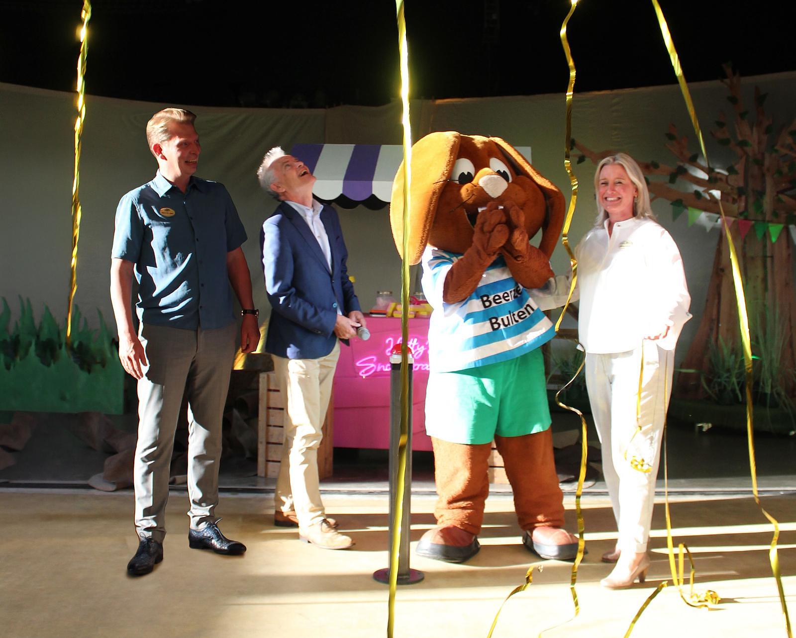 Vernieuwd Giga Konijnenhol feestelijk geopend 