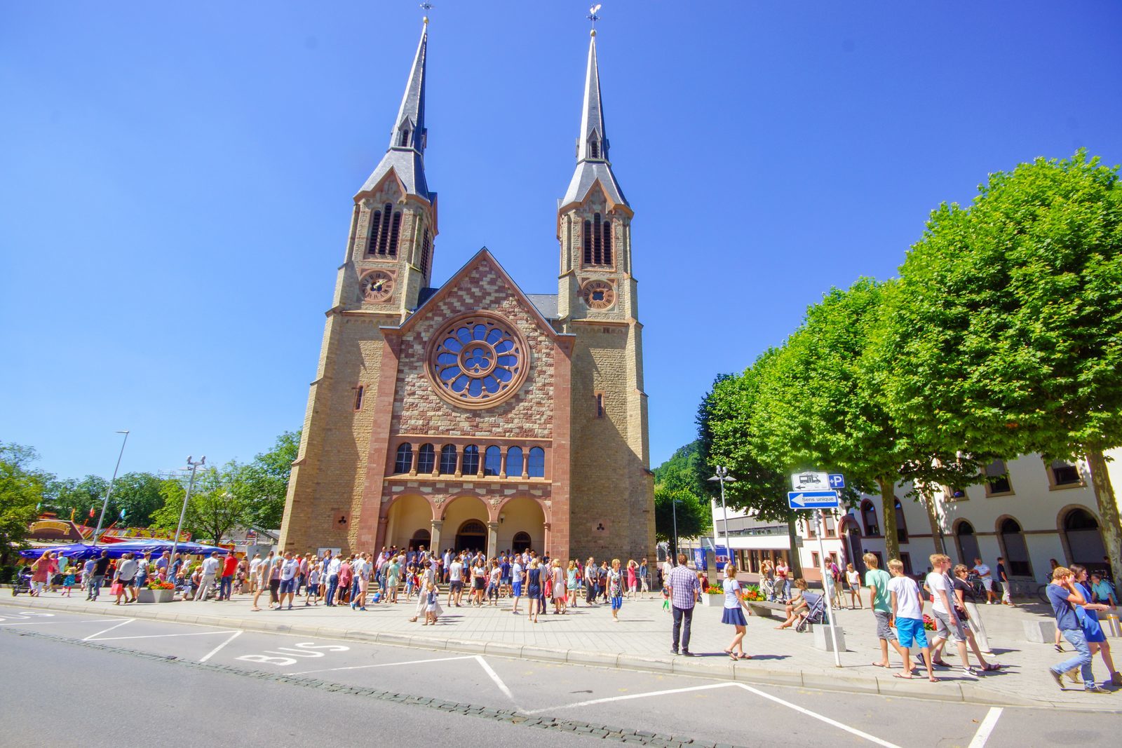 St. Laurentius-Kirche Diekirch in der Nähe von Walsdorf