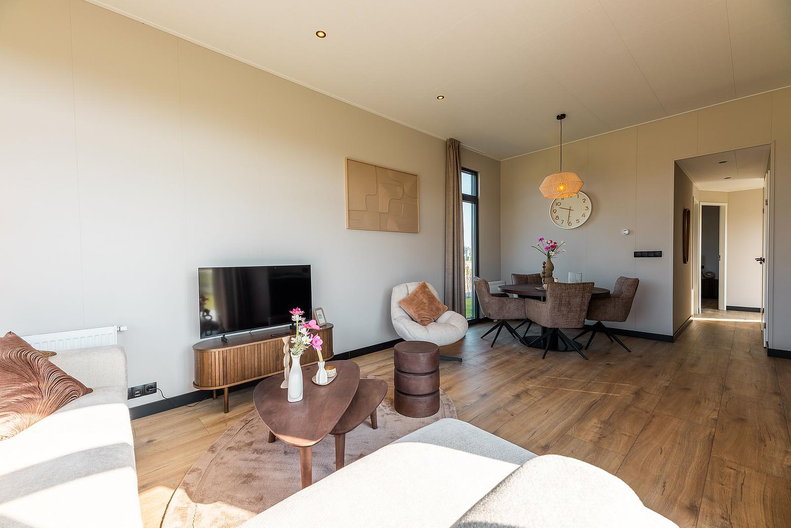 Vakantiewoning te koop aan het water