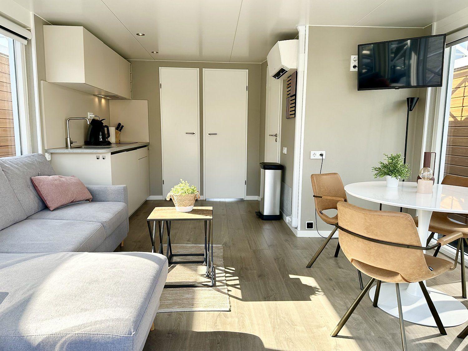 Luxury houseboat at the Veerse Meer