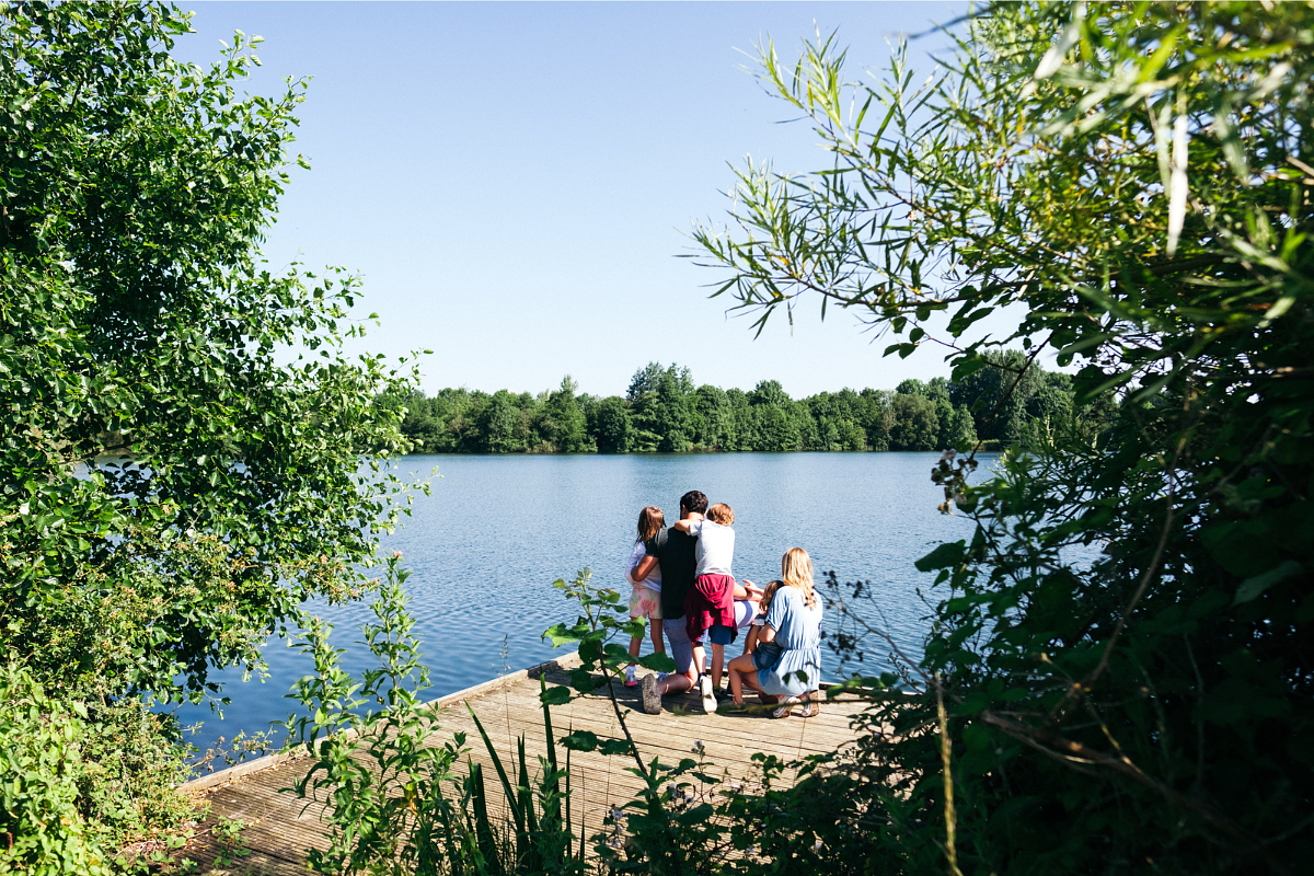 Family Lakeside