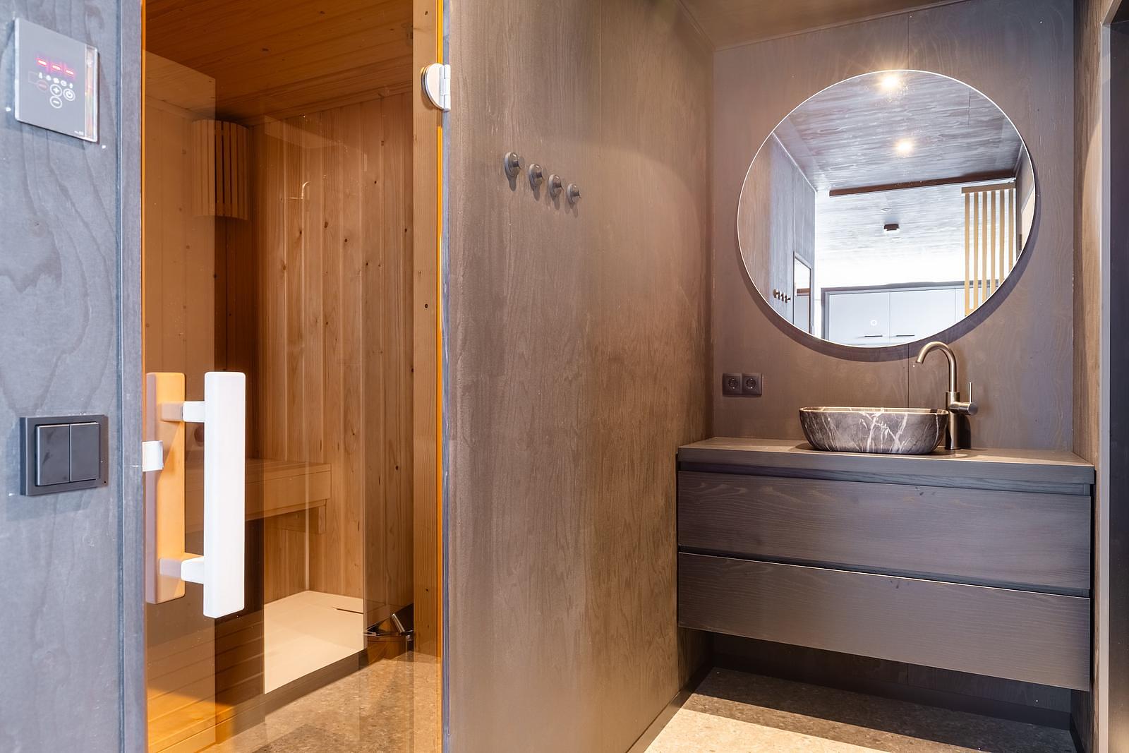 Solar hotel suite
