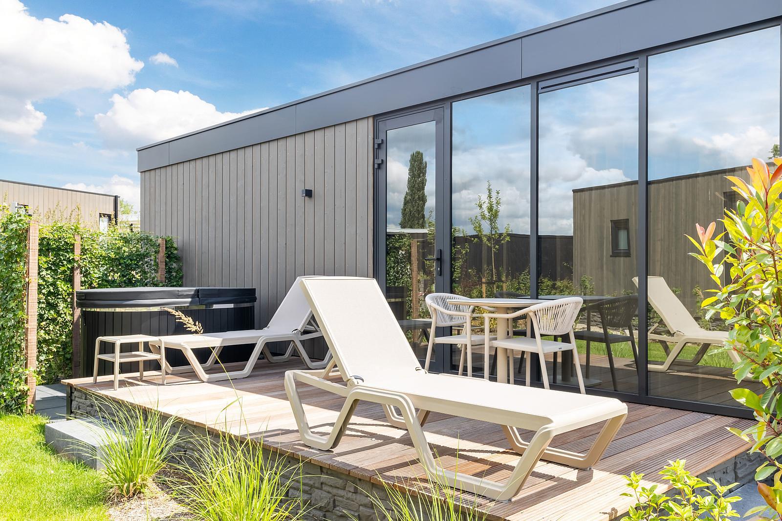 Solar hotel suite