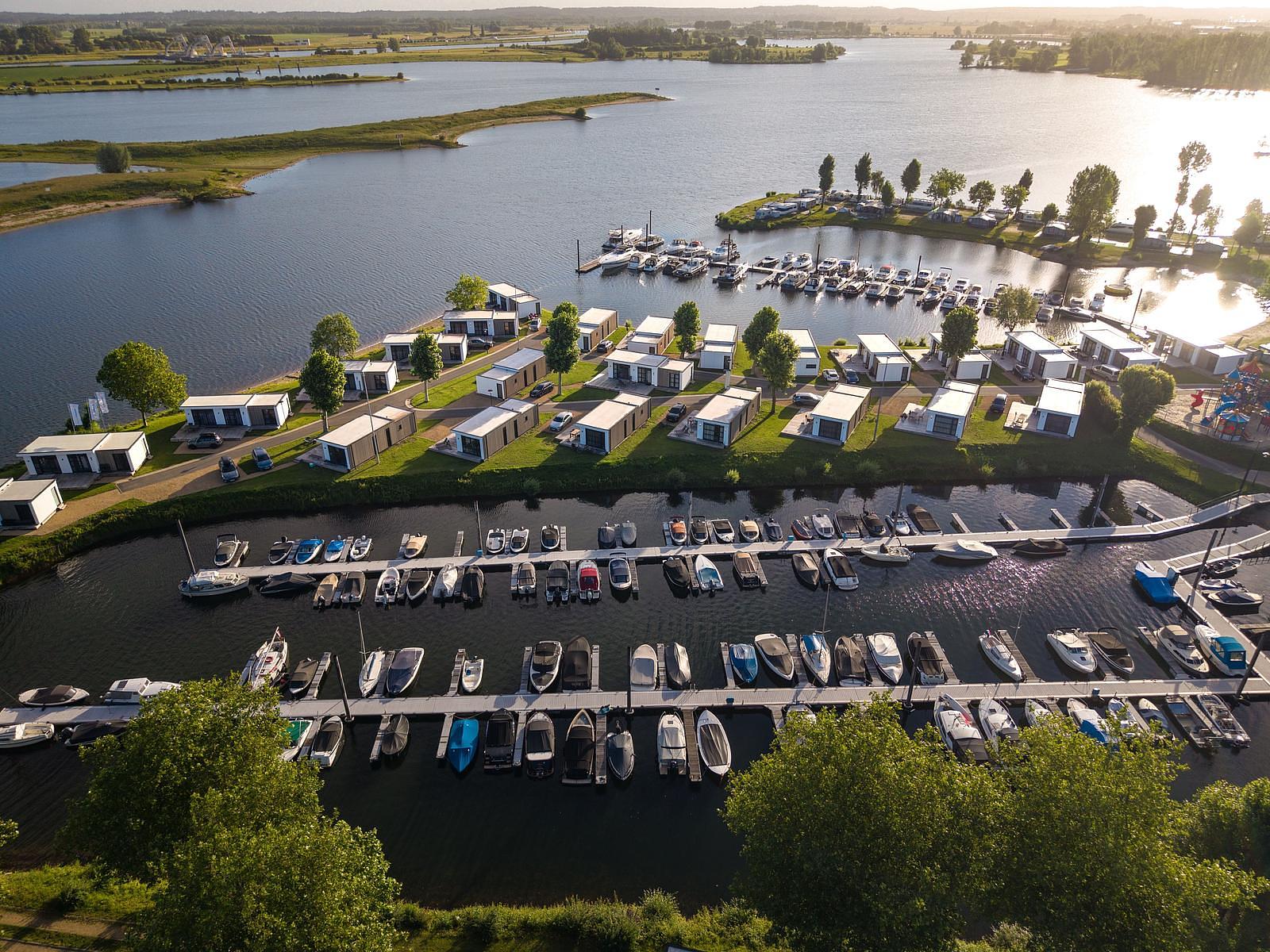 Vakantiepark met jachthaven