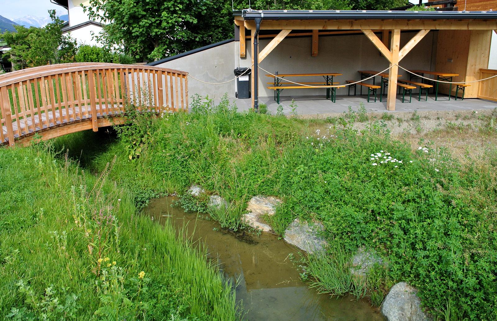 Fuchsbau von außen