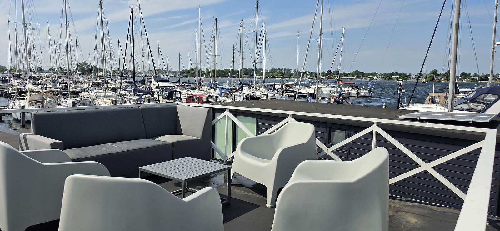 Oesterhaven Houseboat Roof Terrace