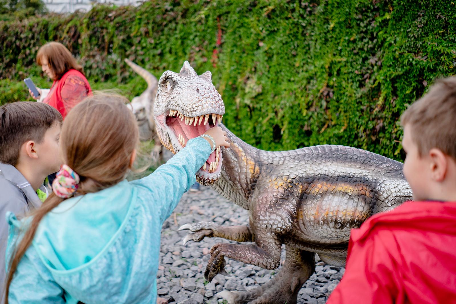 World of Dinos - the Expedition World of Dinos - the Expedition