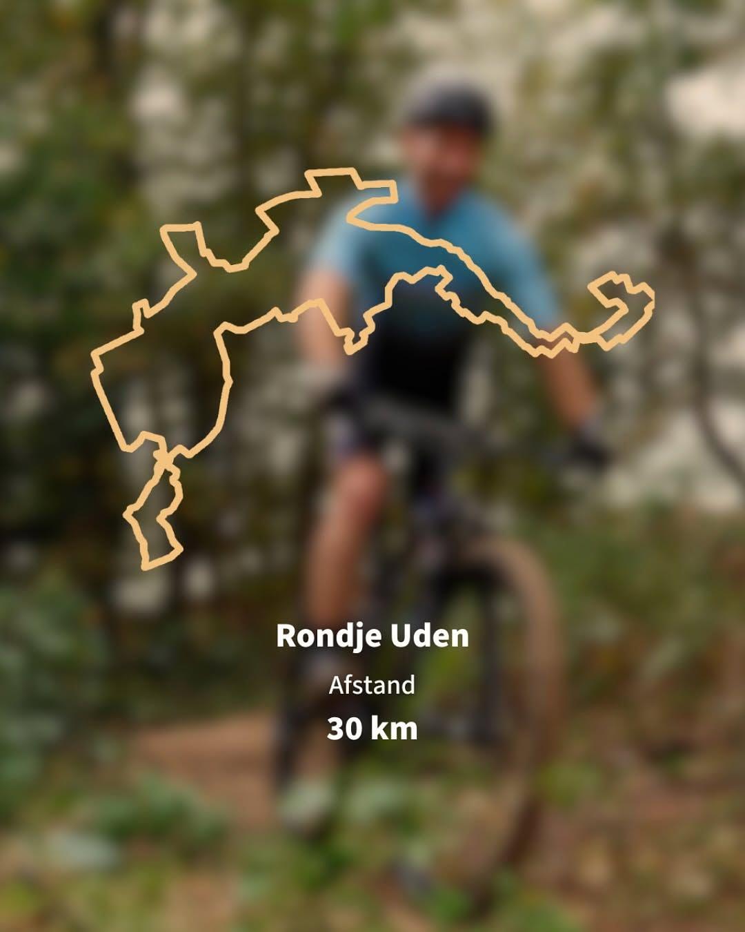 Een gevorderde route door natuurgebied Herperduin met heuvelruggen en singletracks