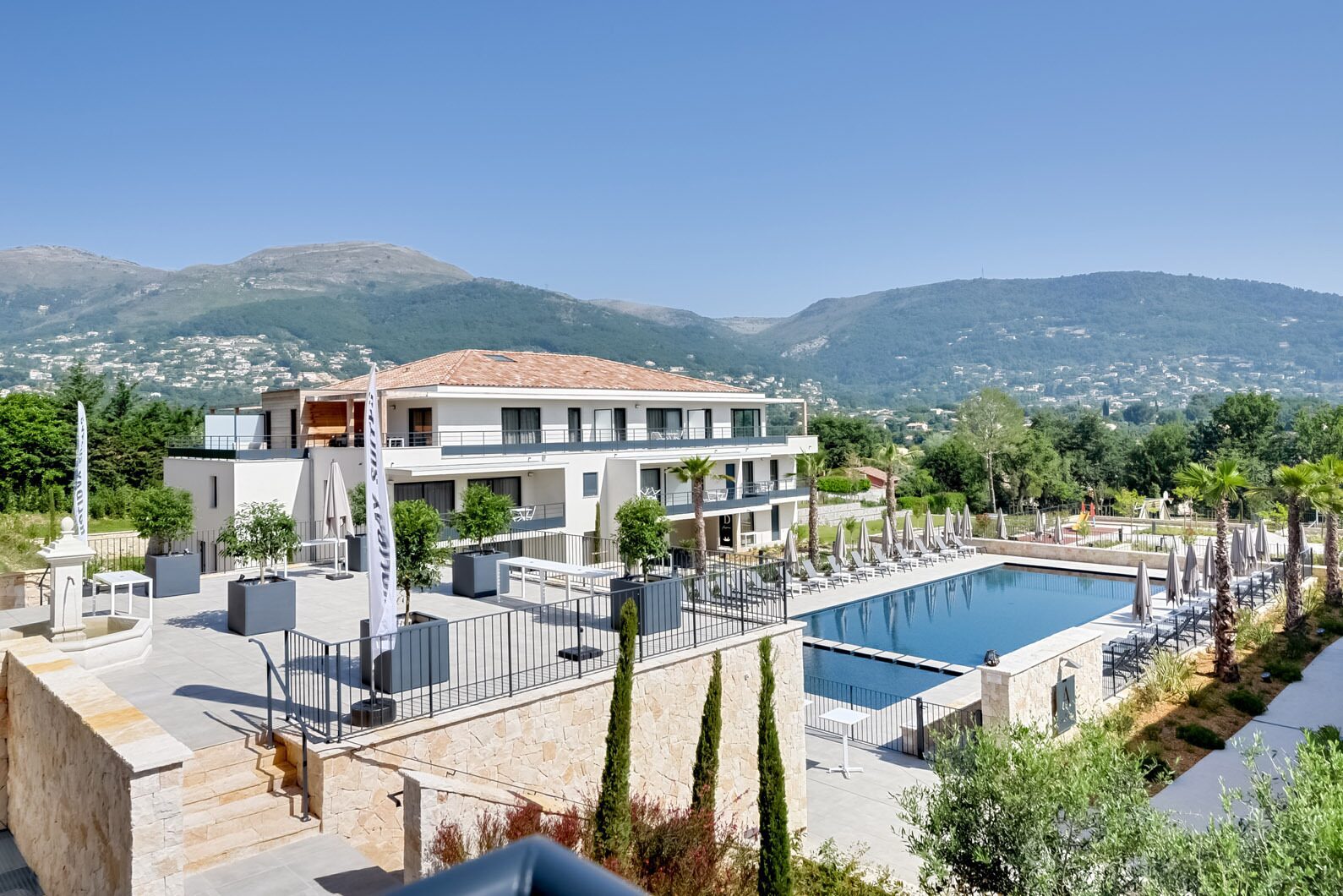 Holiday Suites Vence