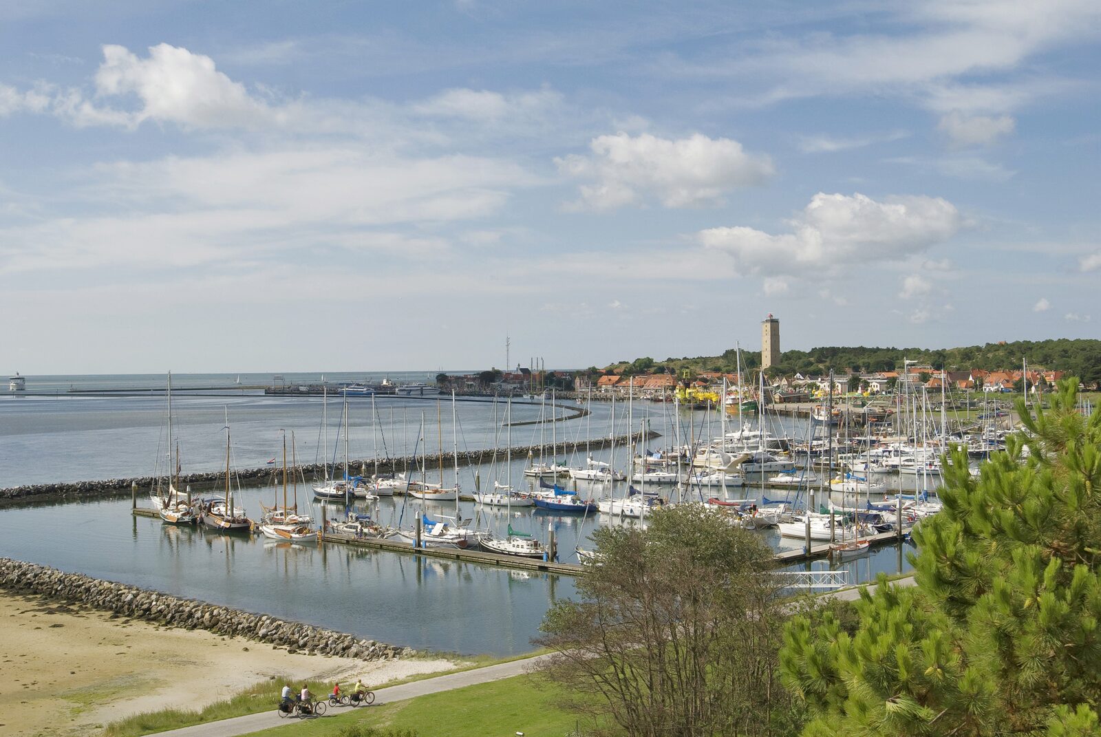 From the harbour to Résidence Terschelling