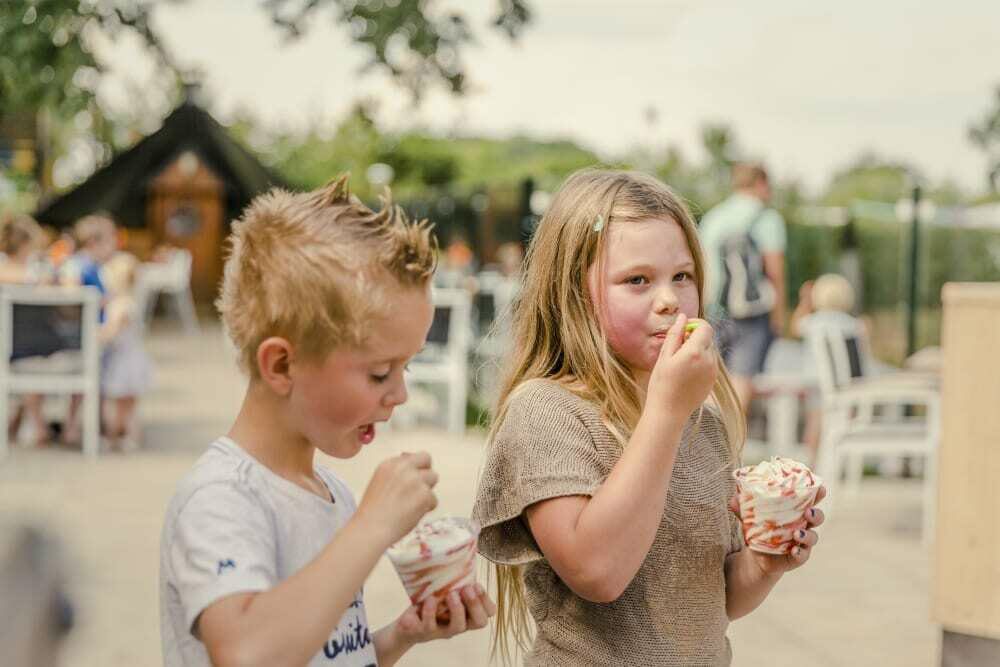 Lekker spelen in de binnenspeeltuin